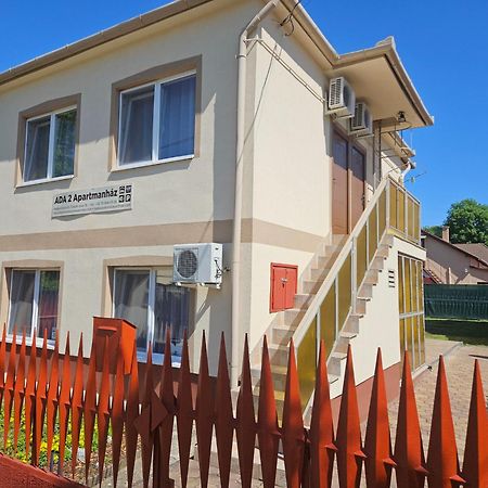 Ada 2 Apartmanhaz Hajdúszoboszló Exterior foto