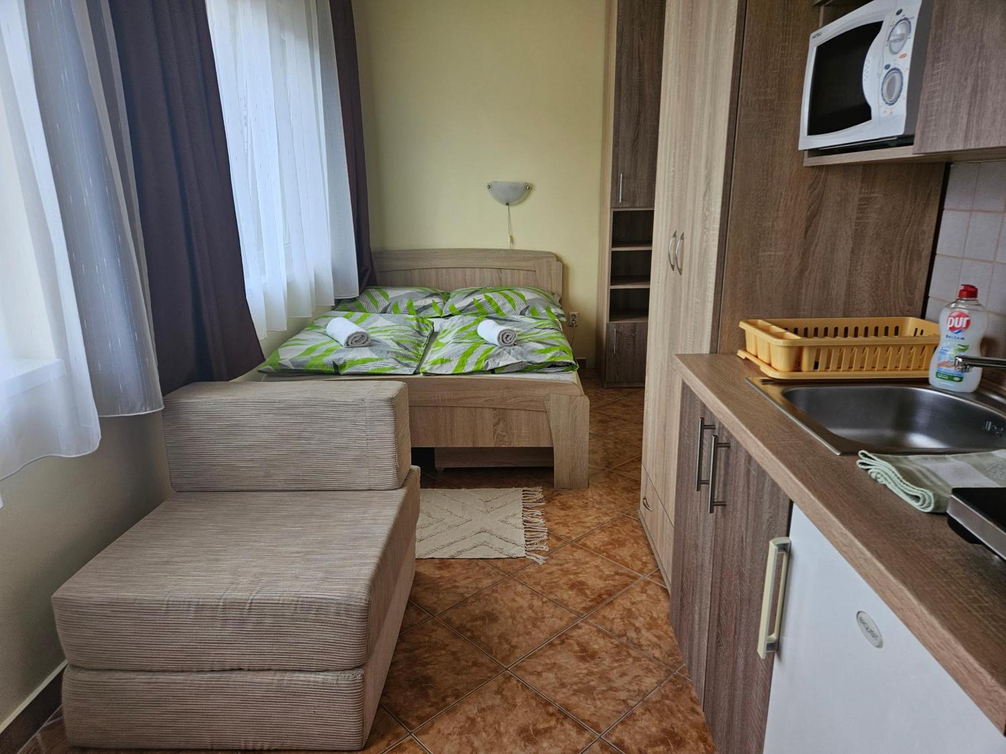 Ada 2 Apartmanhaz Hajdúszoboszló Exterior foto
